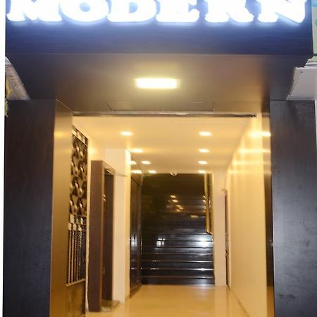 מומביי Hotel Modern מראה חיצוני תמונה
