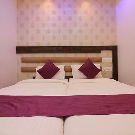 מומביי Hotel Modern מראה חיצוני תמונה