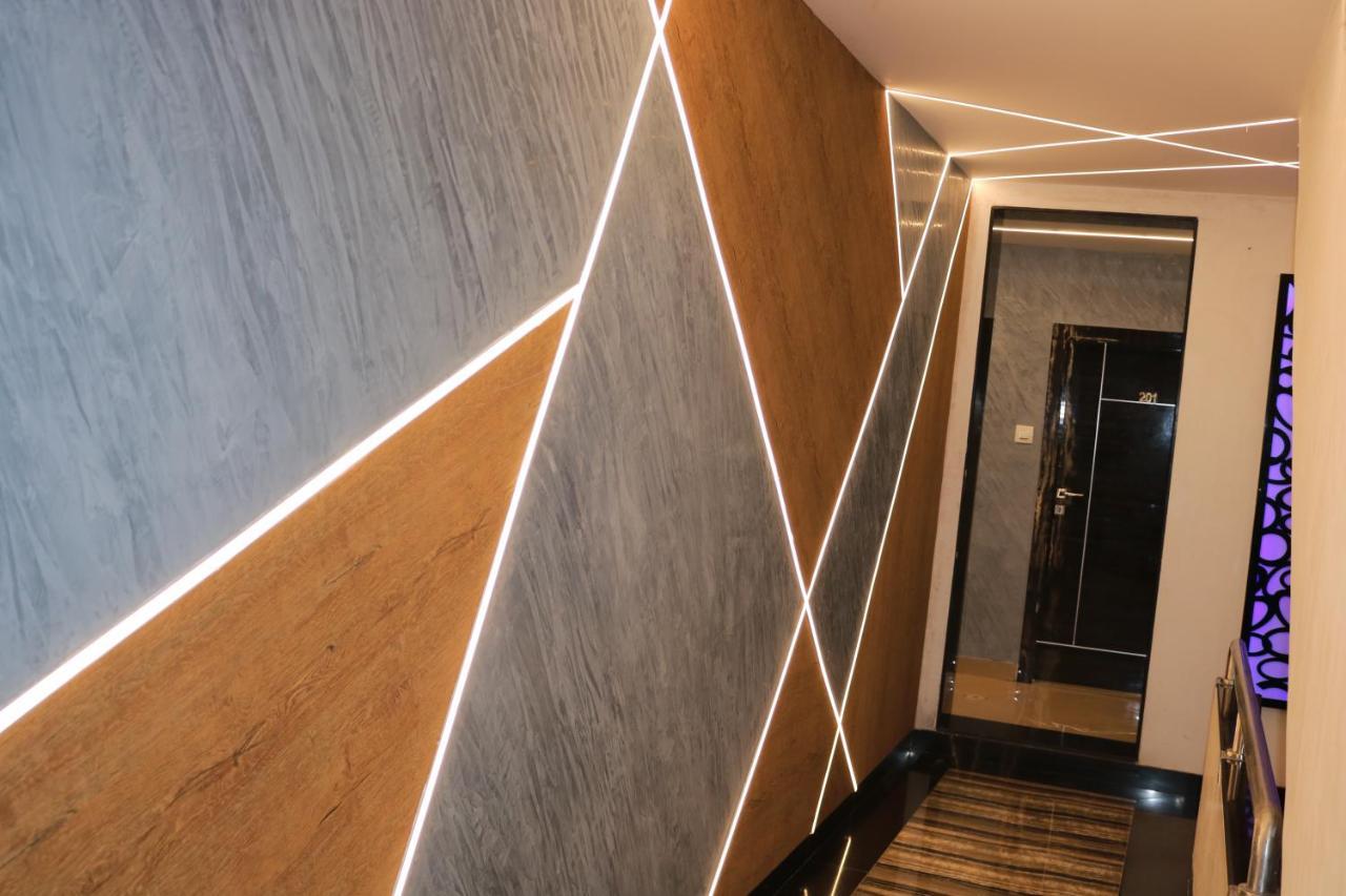 מומביי Hotel Modern מראה חיצוני תמונה