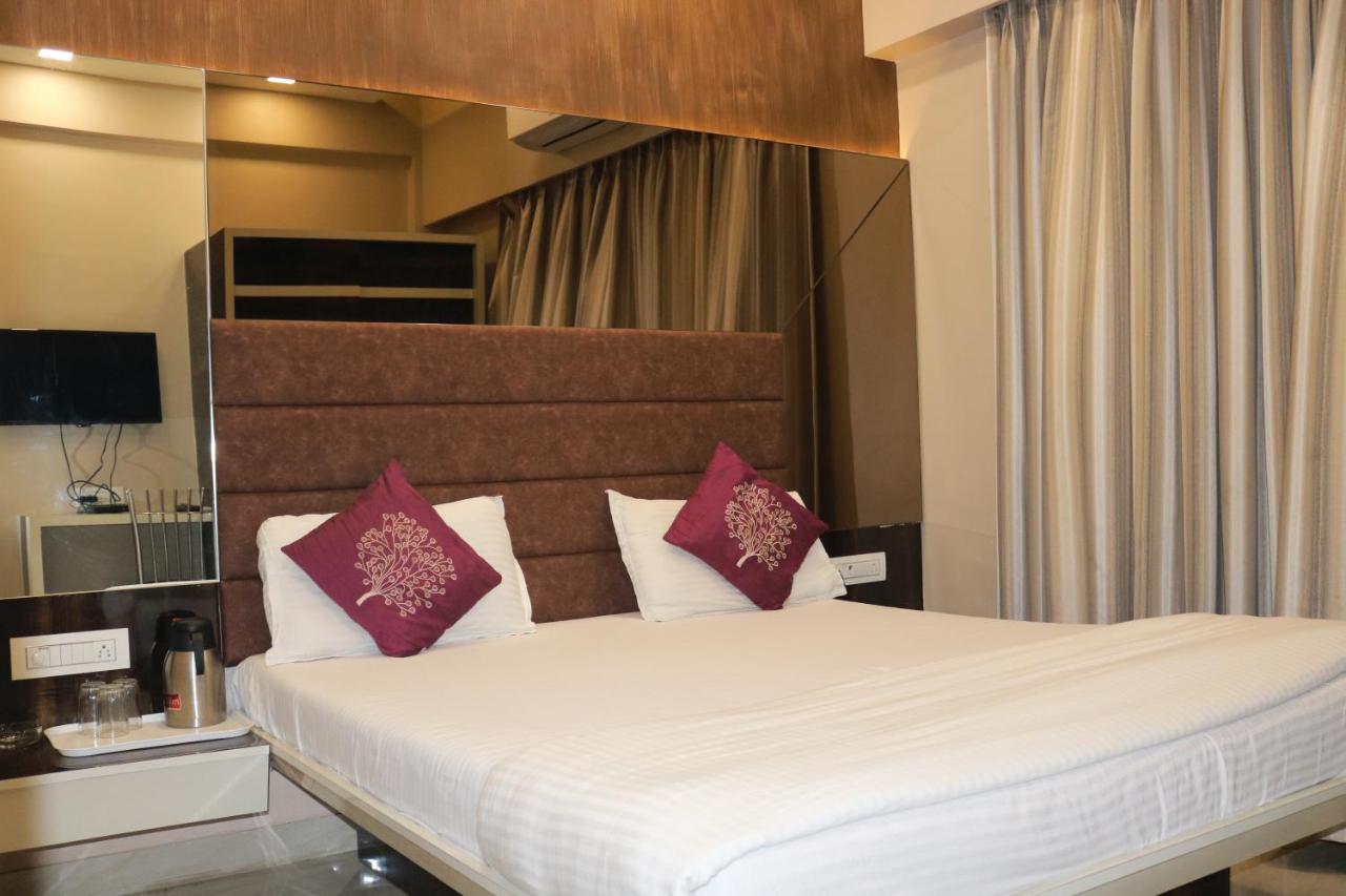 מומביי Hotel Modern מראה חיצוני תמונה